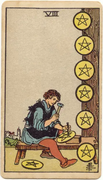 Lá Eight of Pentacles (Tám Xu)